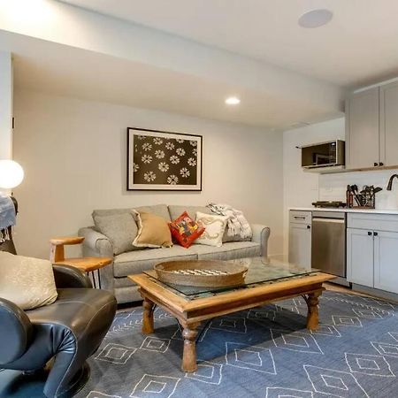 Brand New Two Room Apartment Building On A Park DEN Екстериор снимка